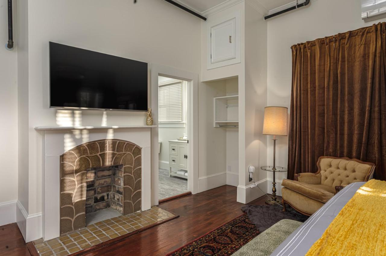 Celestine Bed And Breakfast Pensacola Bagian luar foto